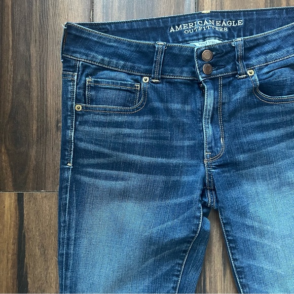 American Eagle Outfitters “Artist Crop” Super Stretch Jeans – Size 10 (Regular) - Picture 3 of 8